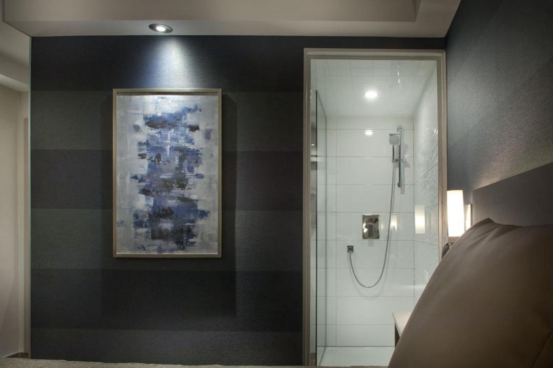 Photo of Bathroom in Ahuntsic