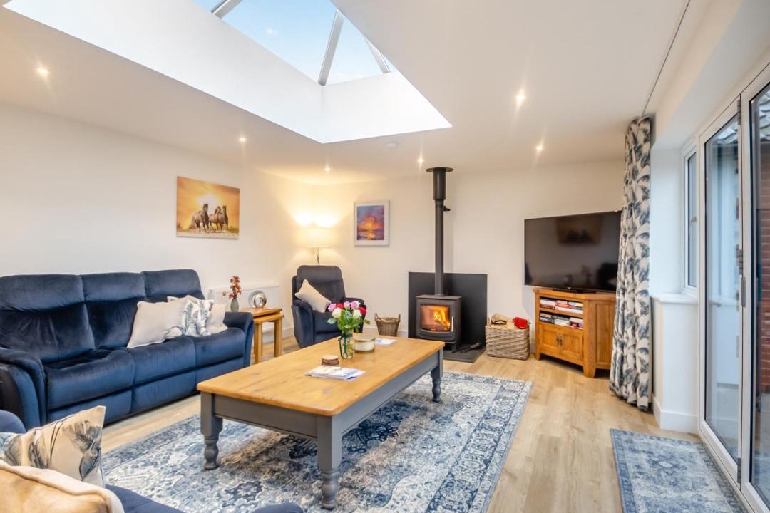 Photo of Others in Diss