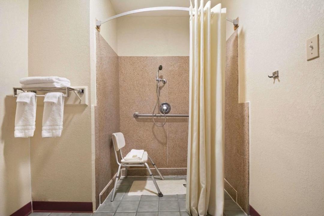 Photo of Bathroom in Broadmoor