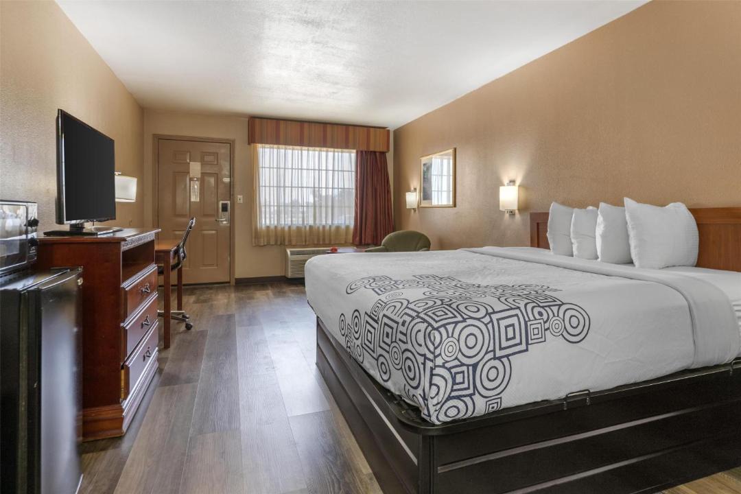 Photo of Bedroom in Poteau