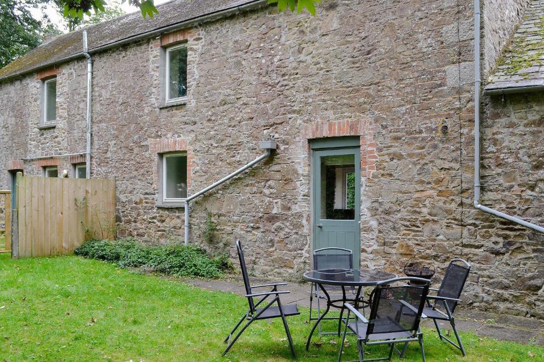 Photo of Others in Saint Kew