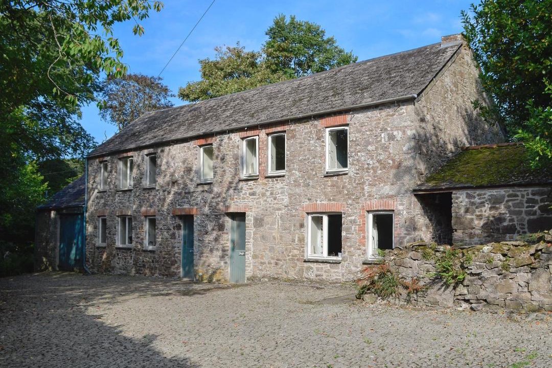 Photo of Others in Saint Kew