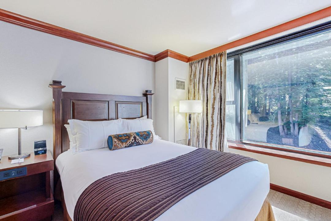 Photo of Bedroom in Olympic Valley