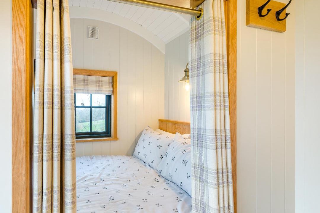 Photo of Others in Monkswood