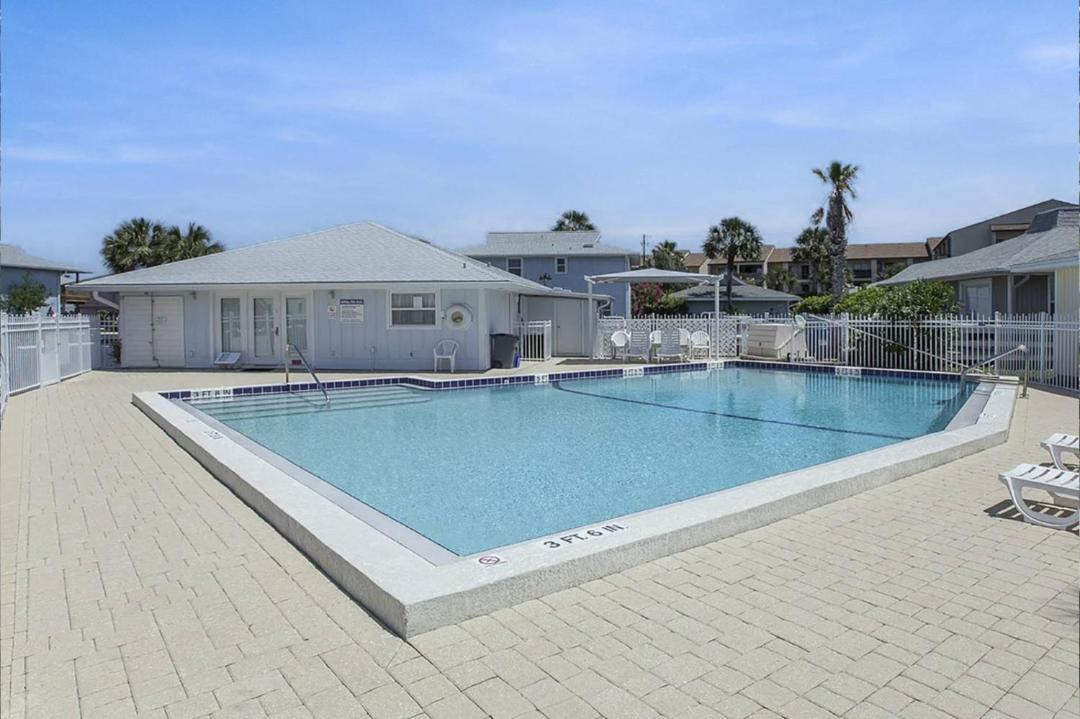 Photo of Others in Surfcrest Village
