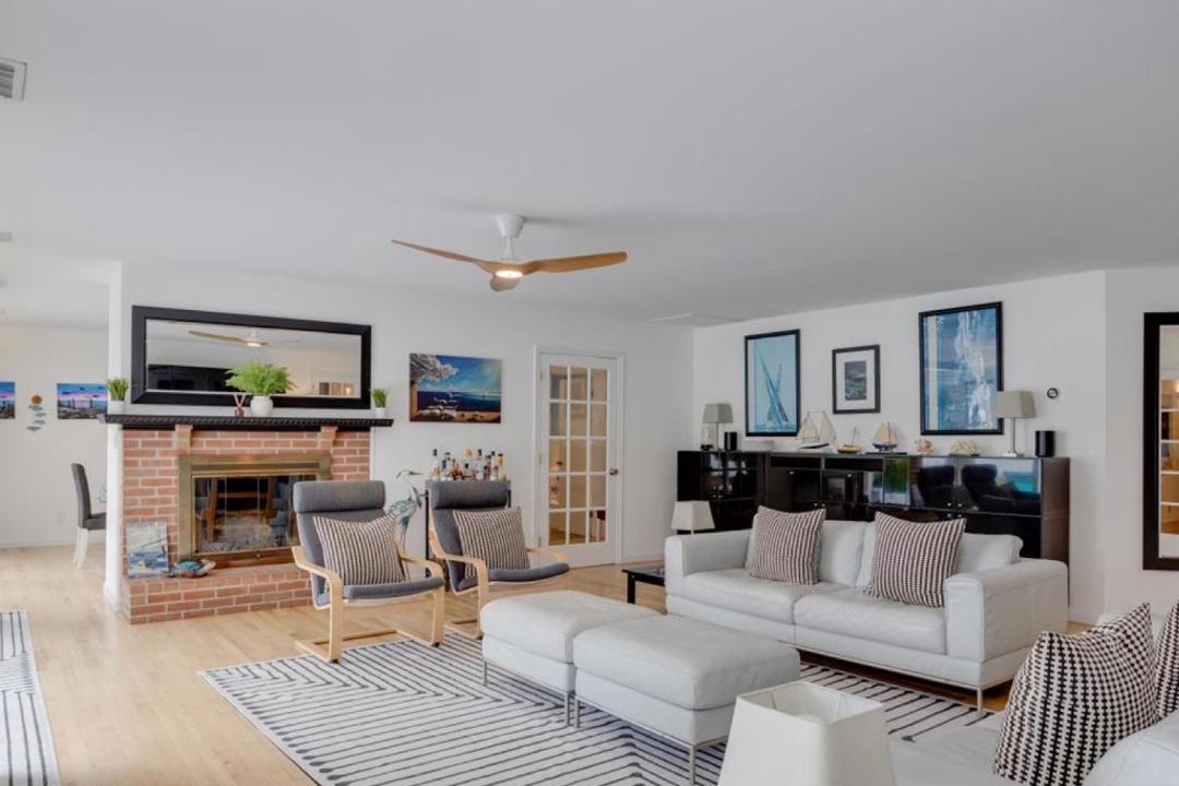 Photo of Livingroom in St. Michaels