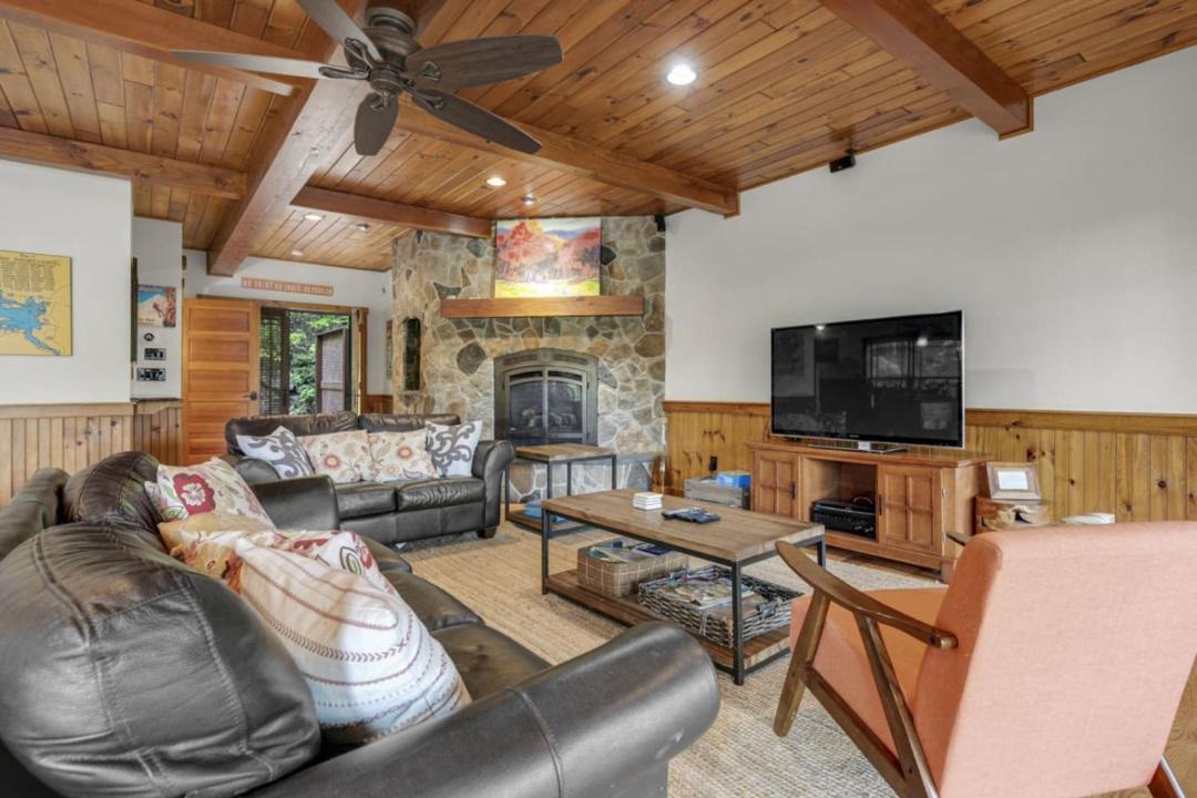 Photo of Others in Gilford