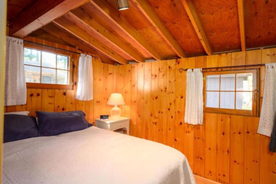 Photo of Bedroom in Meredith