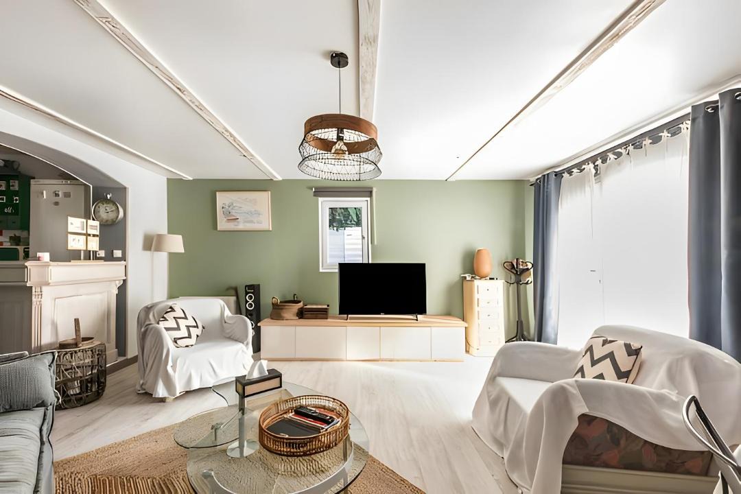 Photo of Others in Roquemaure