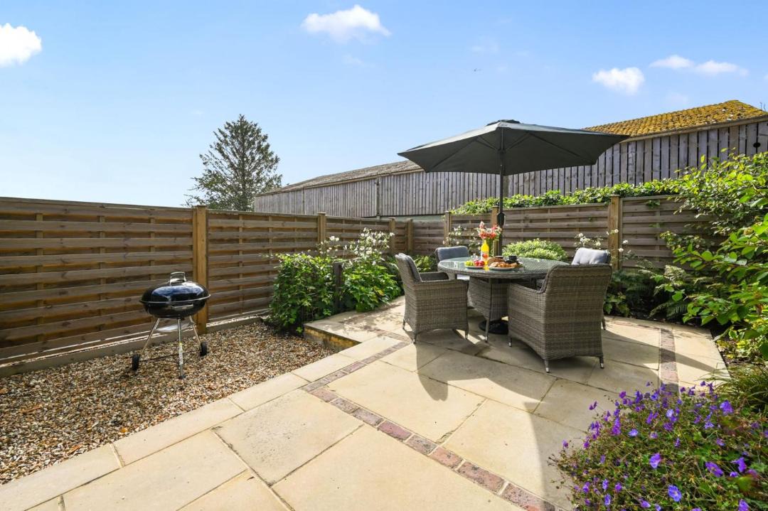 Photo of Others in Blackham