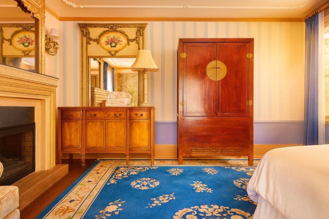 Photo of Bedroom in Hollywood
