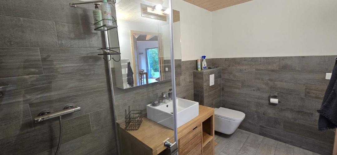 Photo of Bathroom in Intres
