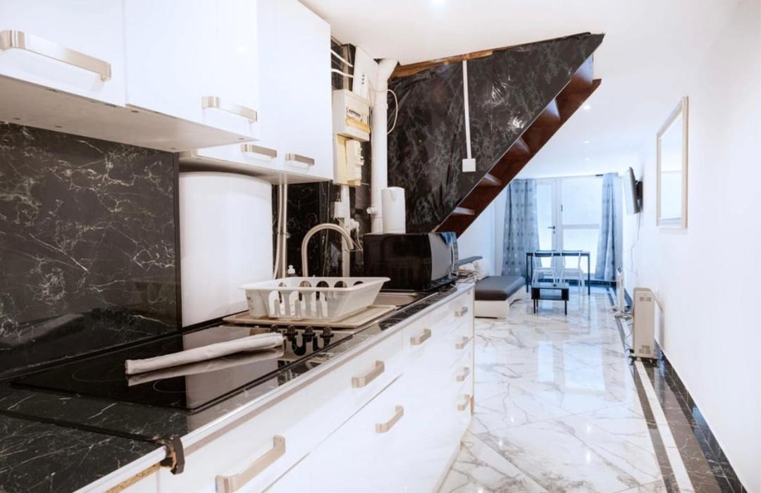 Photo of Kitchen in Jules Ferry - Recamier