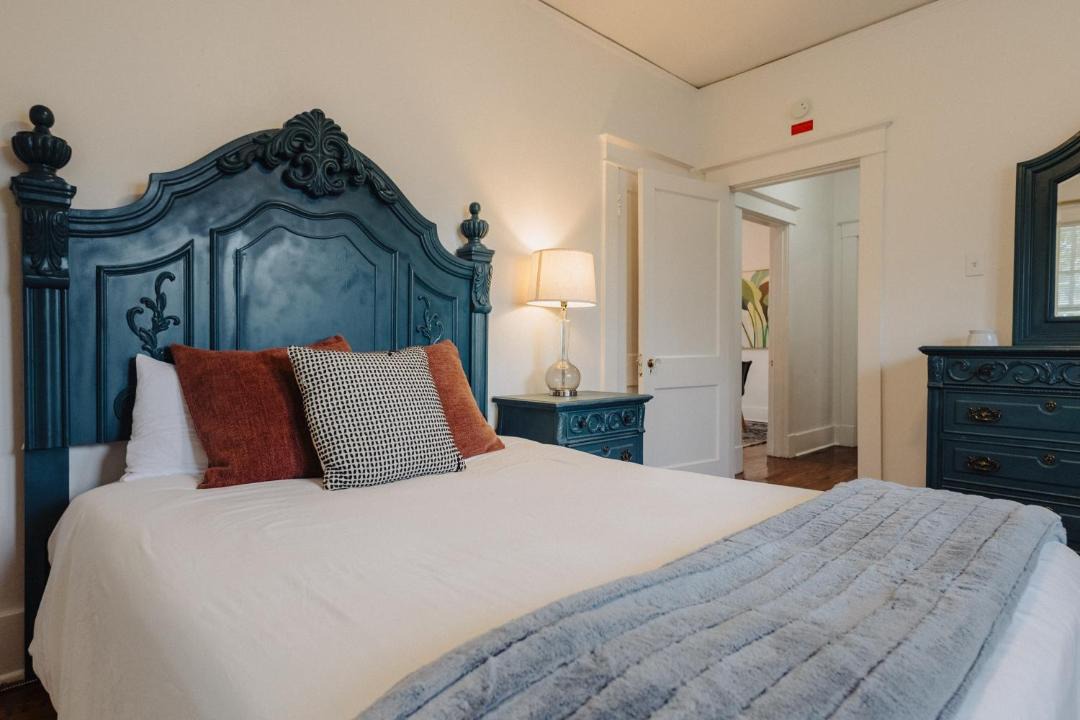 Photo of Bedroom in Crosstown