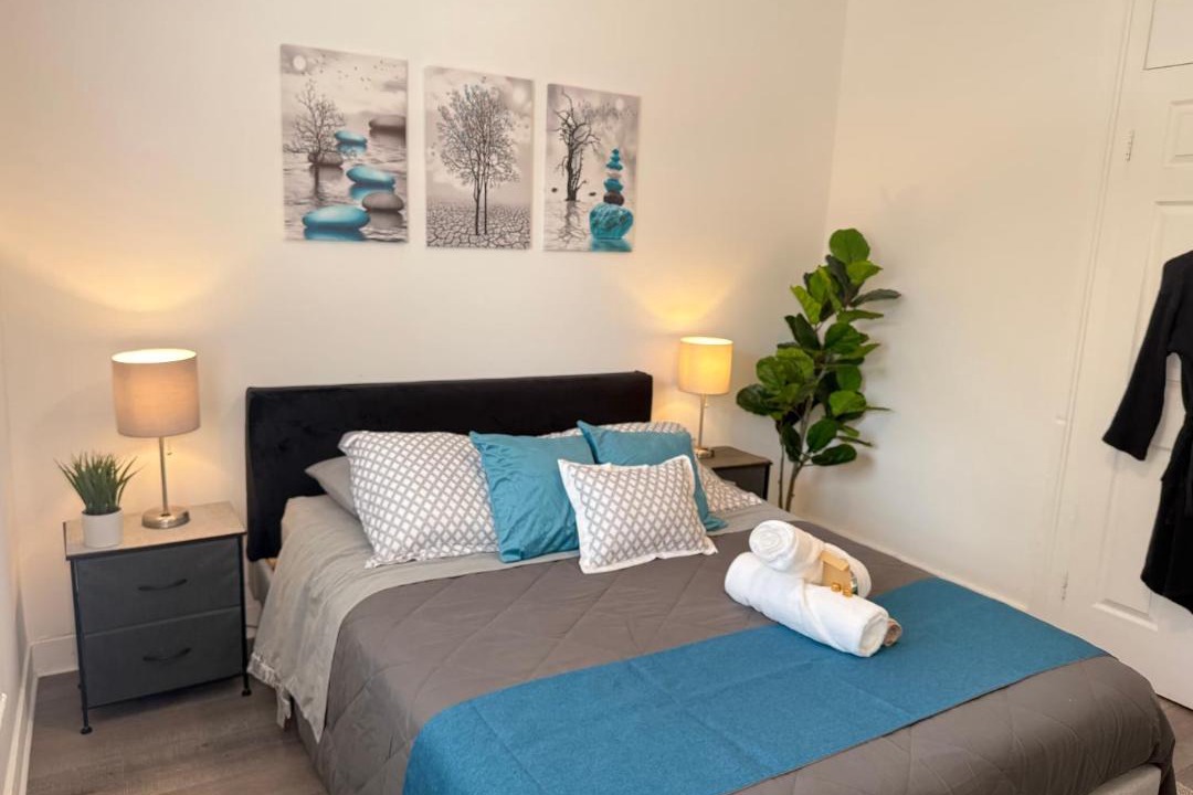 Photo of Bedroom in Englewood