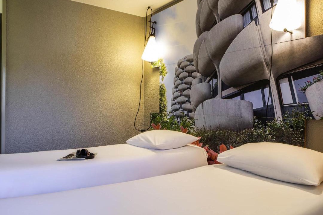 Photo of Others in Creteil