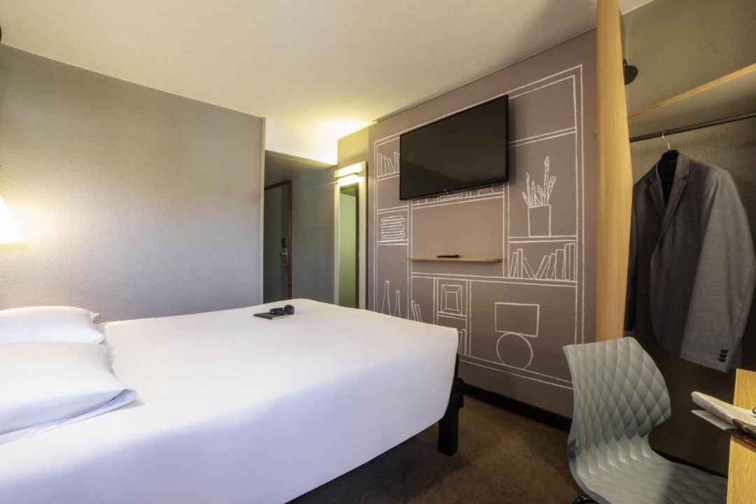 Photo of Others in Creteil