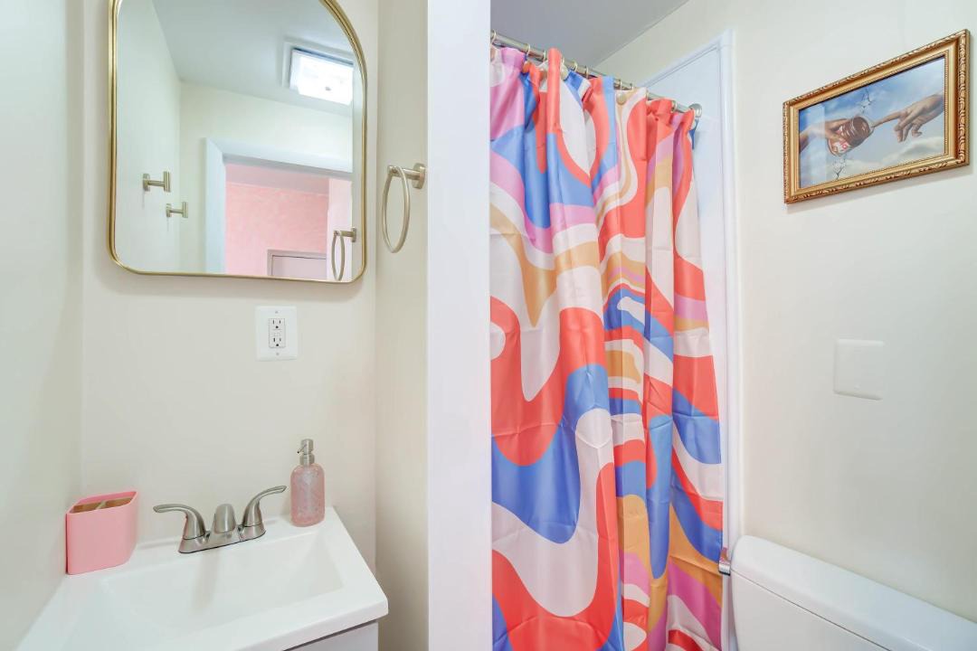 Photo of Bathroom in Old Town Alexandria