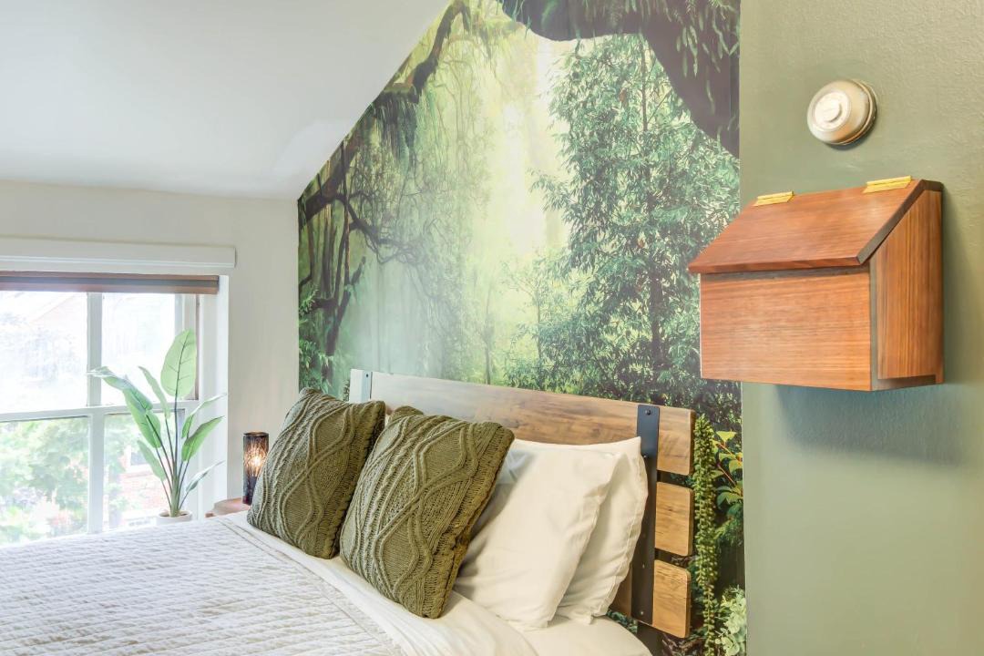Photo of Bedroom in Old Town Alexandria