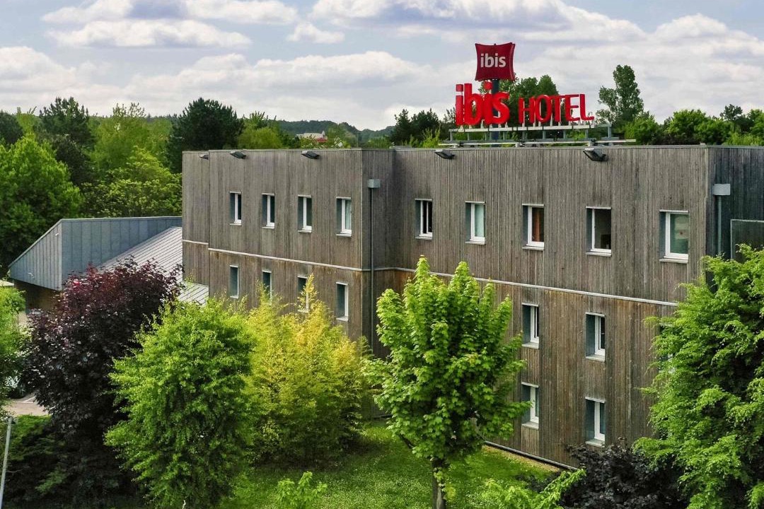 Photo of Buildings in Nemours