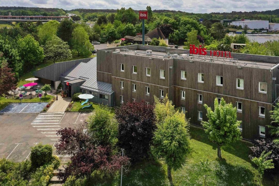 Photo of Others in Nemours