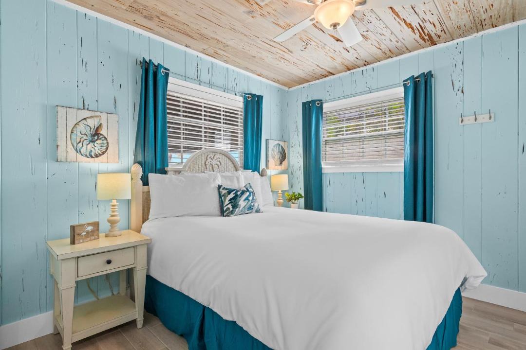 Photo of Bedroom in Siesta Key Village