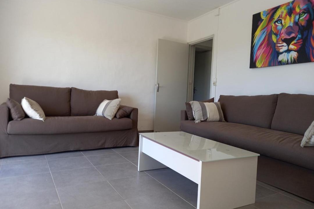 Photo of Livingroom in Cruviers-Lascours