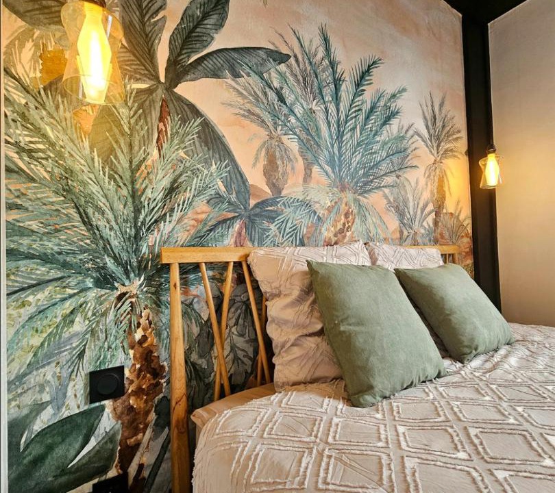 Photo of Bedroom in Lens