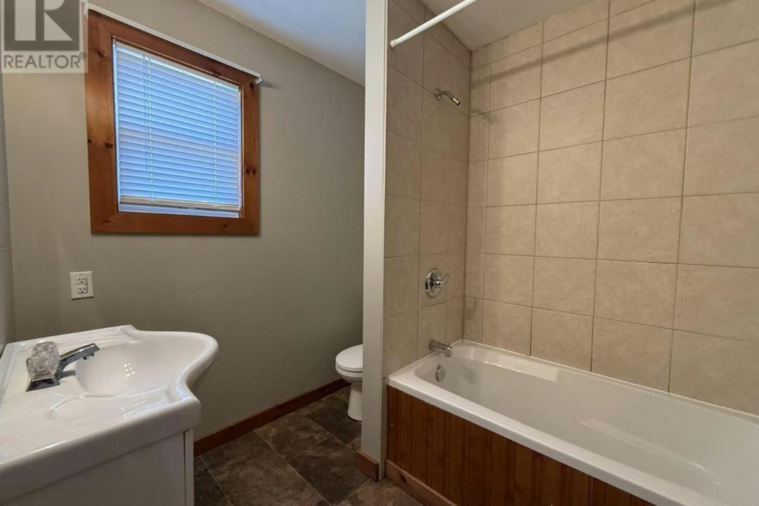 Photo of Others in Mayfield