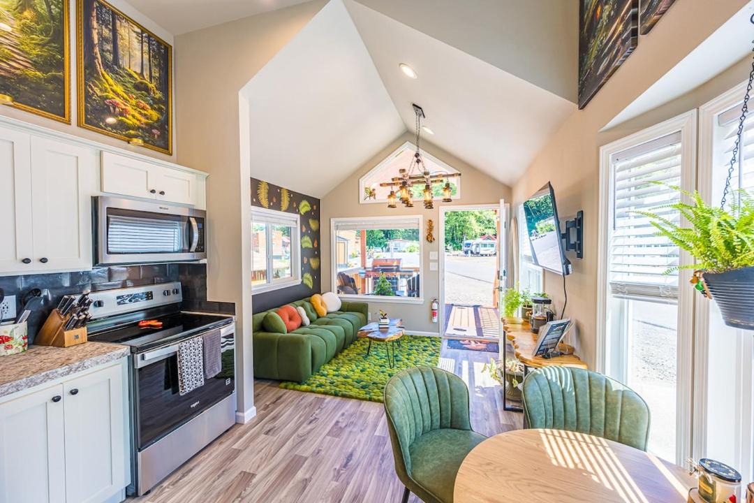 Photo of Others in Forks