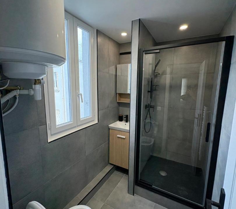 Photo of Bathroom in Aubervilliers