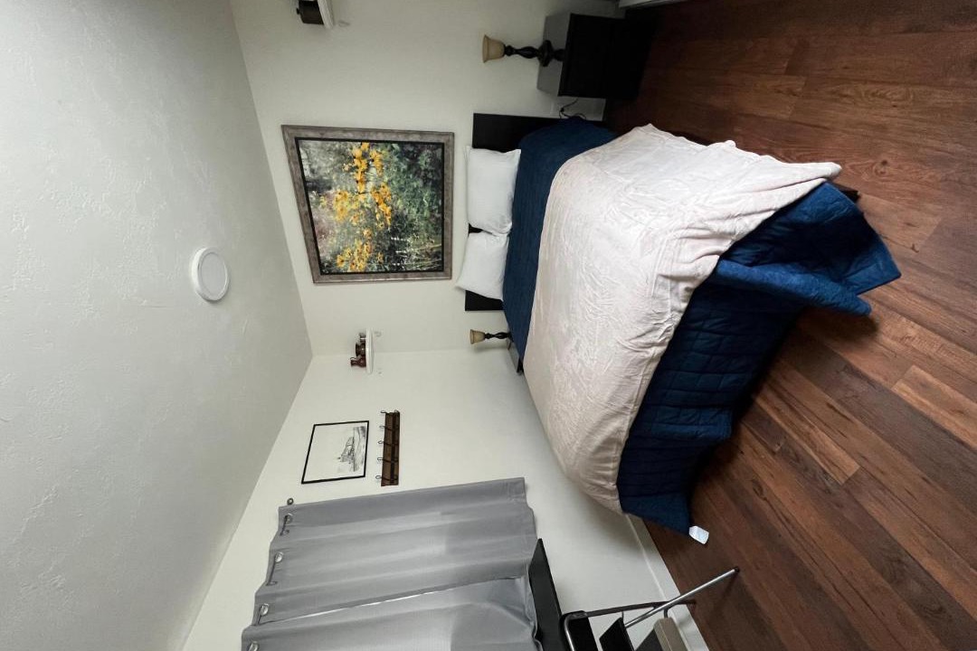 Photo of Bedroom in Idaho Springs