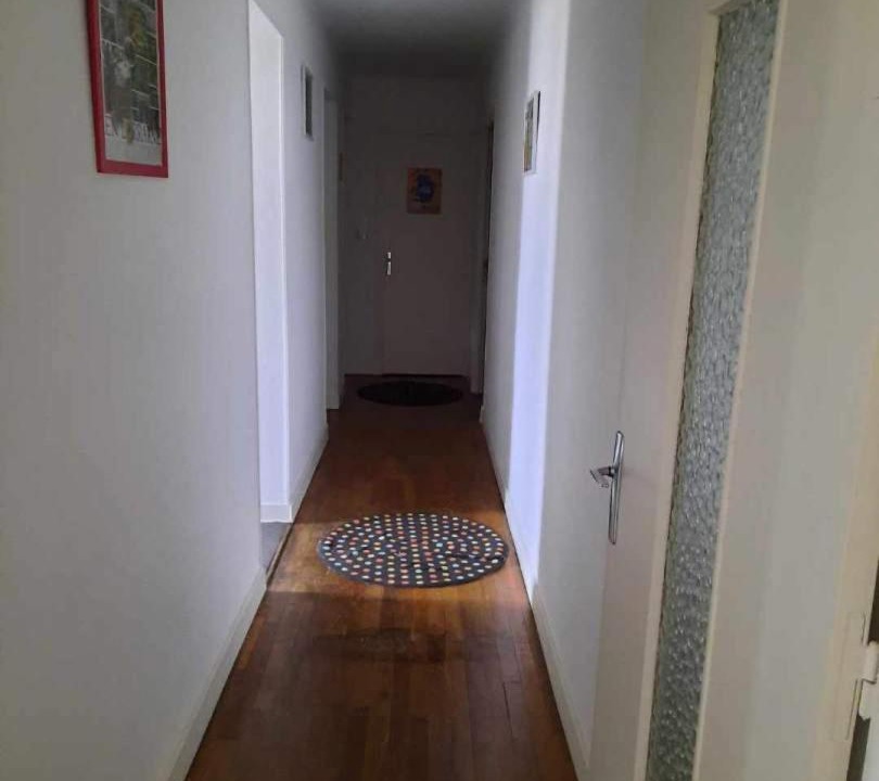 Photo of Others in Sablon