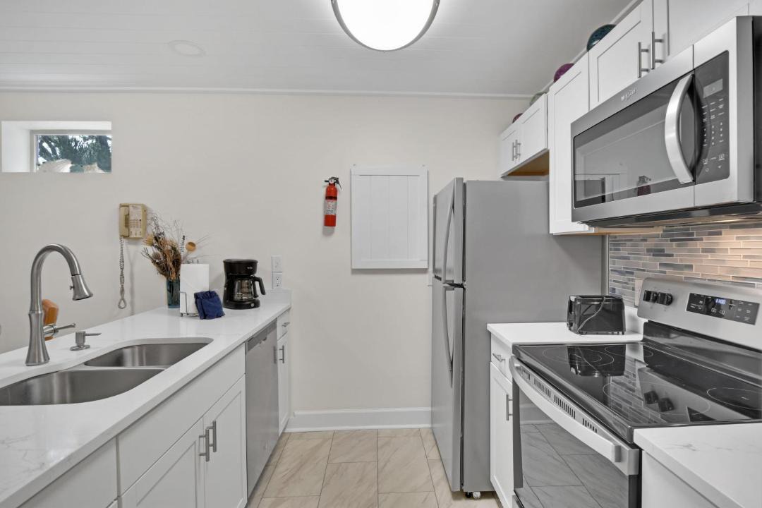 Photo of Kitchen in Jekyll Island