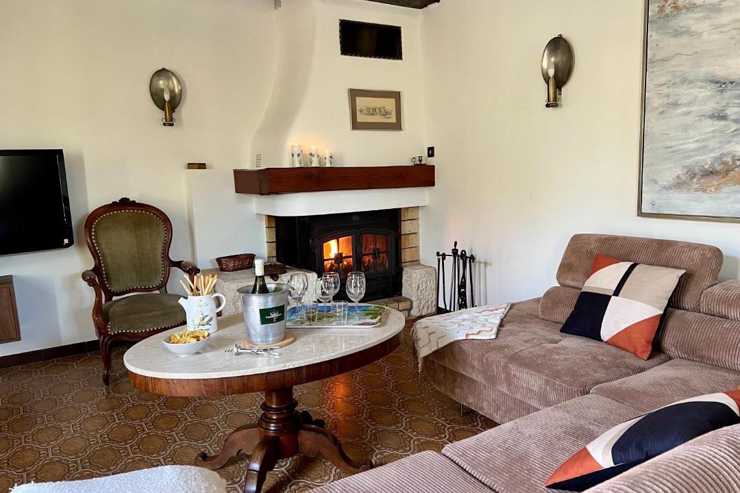 Photo of Livingroom in Caumont-sur-Durance