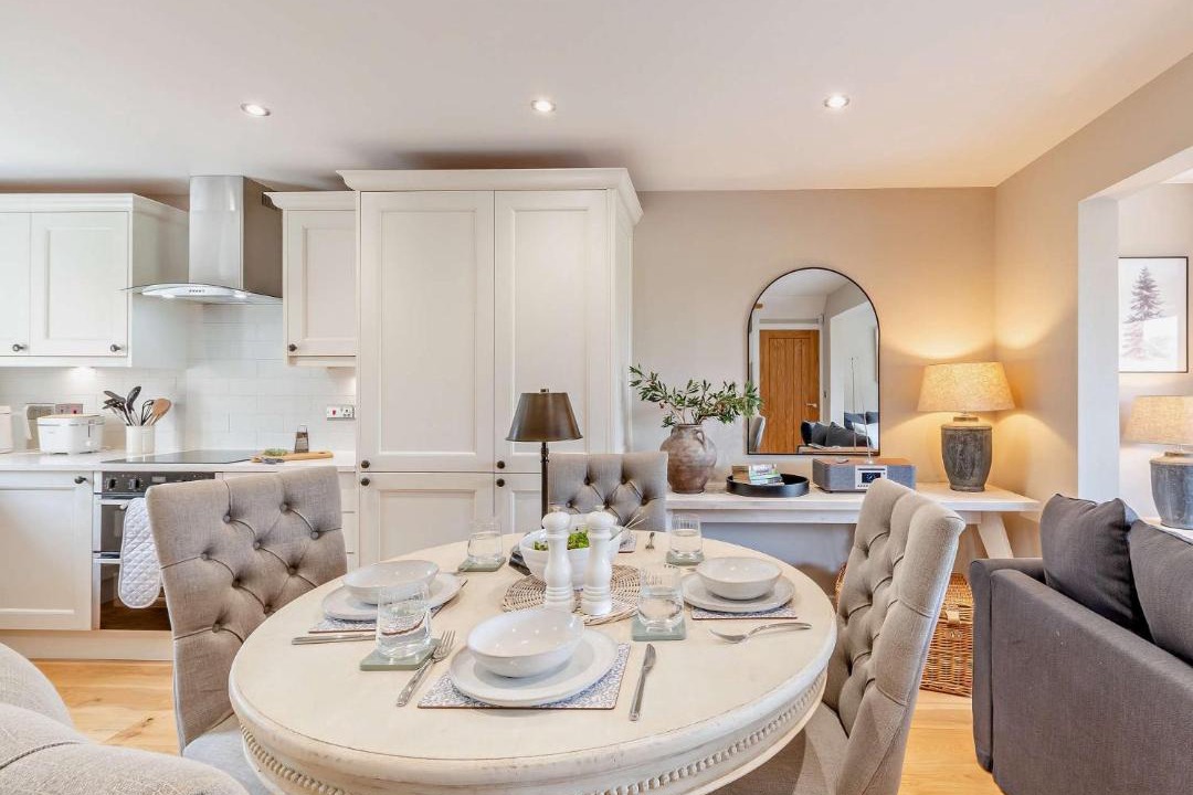 Photo of Others in Wing