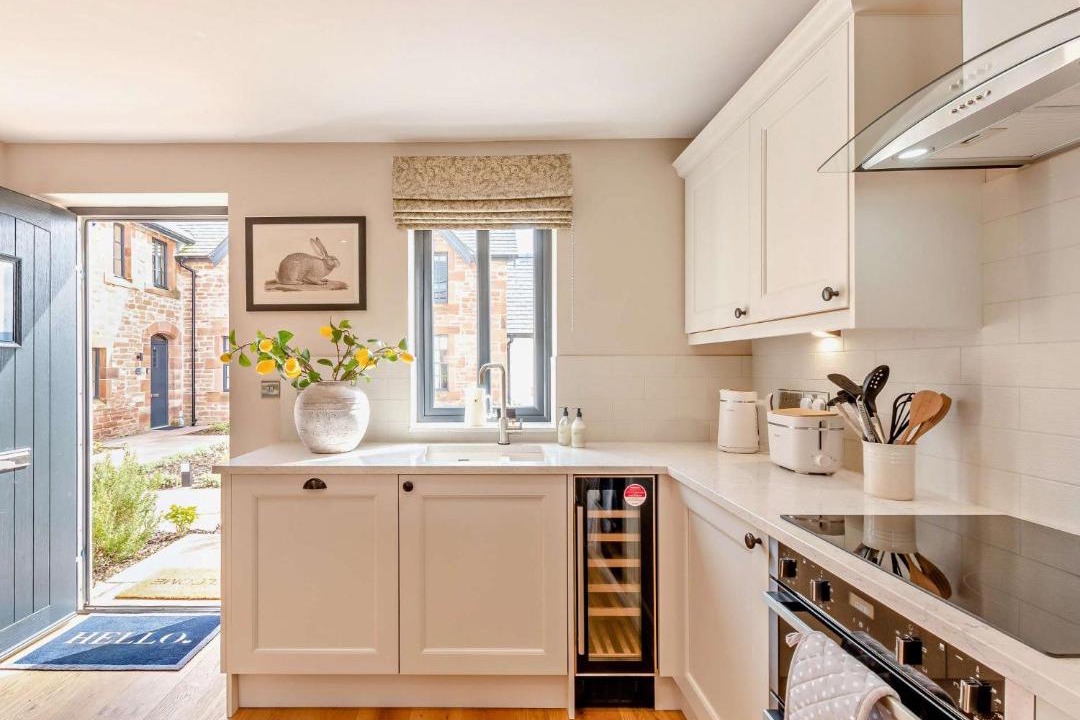 Photo of Kitchen in Wing