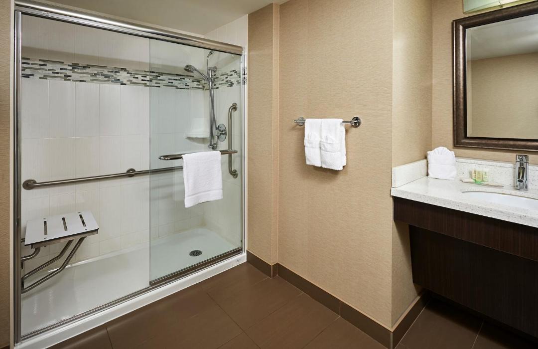 Photo of Bathroom in Central Hamilton