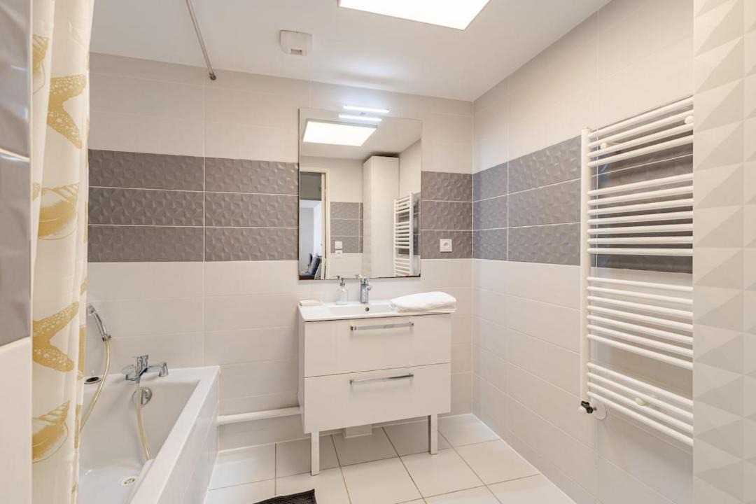 Photo of Bathroom in Genevois