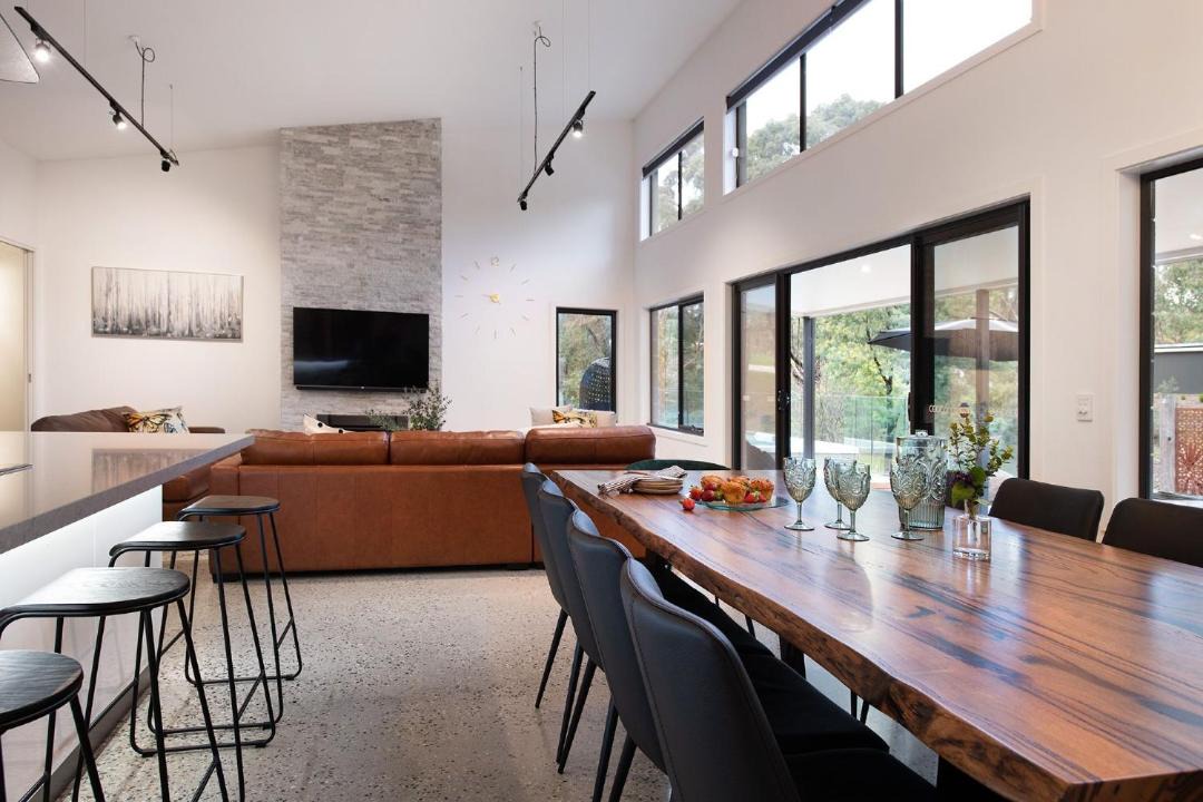 Photo of Others in Hepburn