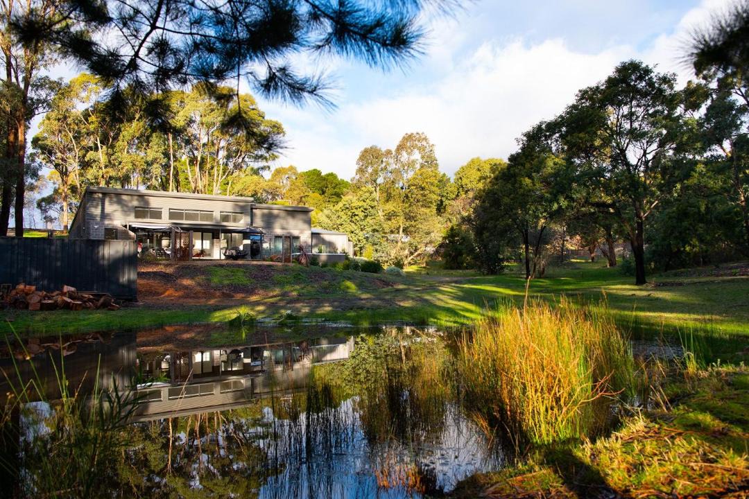 Photo of Others in Hepburn