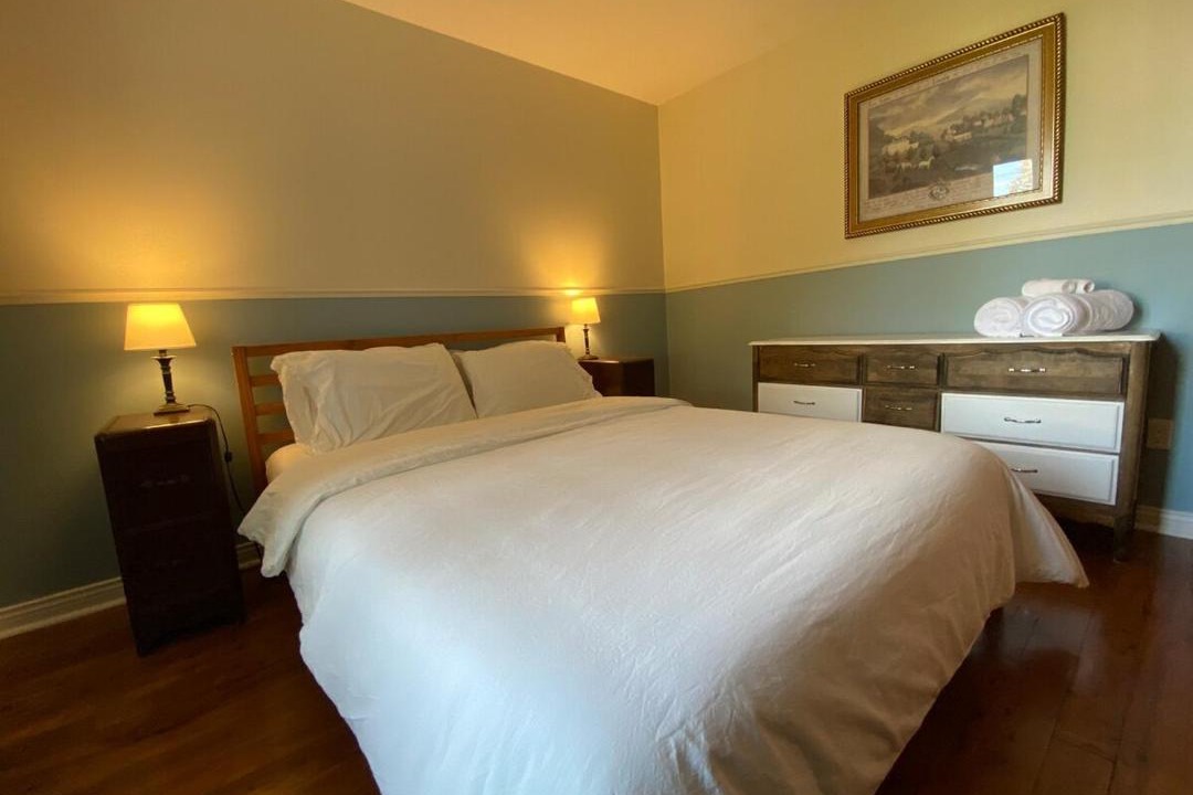 Photo of Bedroom in Isle aux Coudres