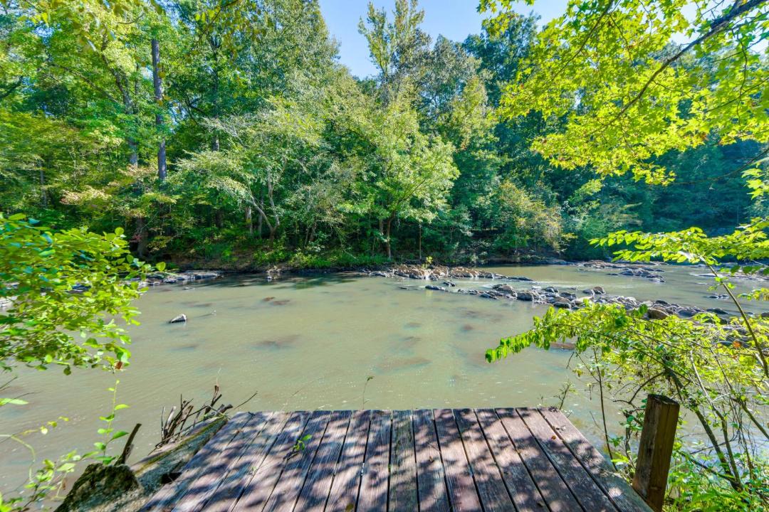 Photo of Others in Howard