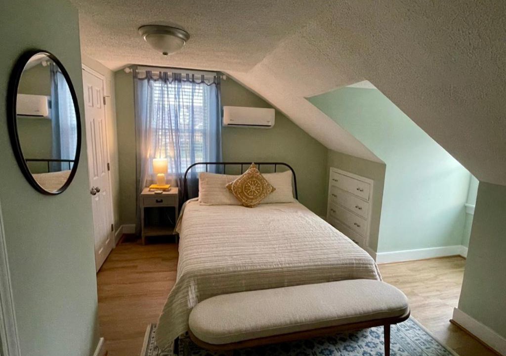 Photo of Bedroom in Belmont