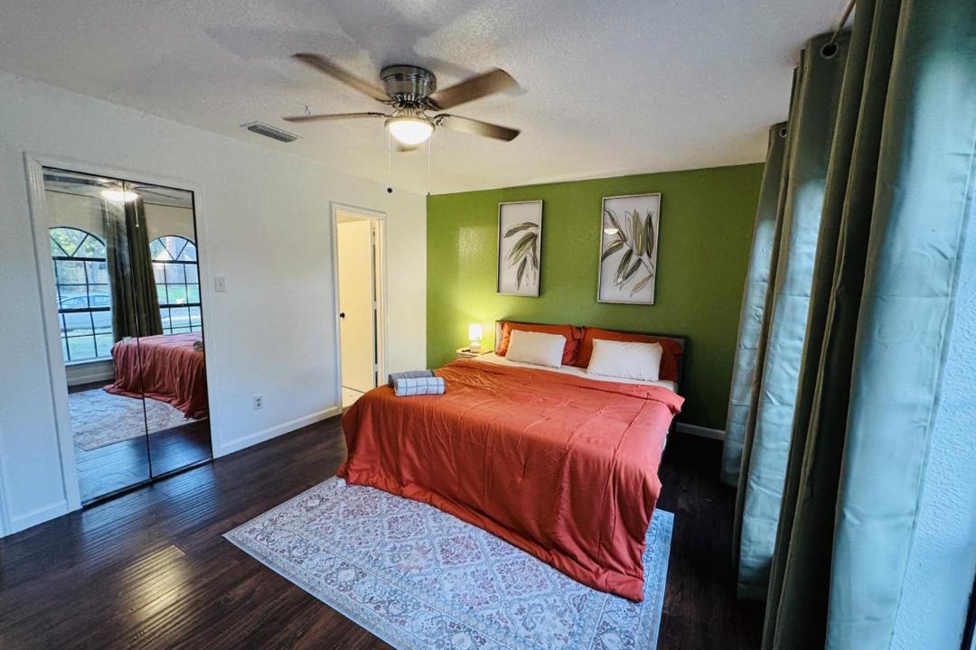 Photo of Bedroom in Wylie