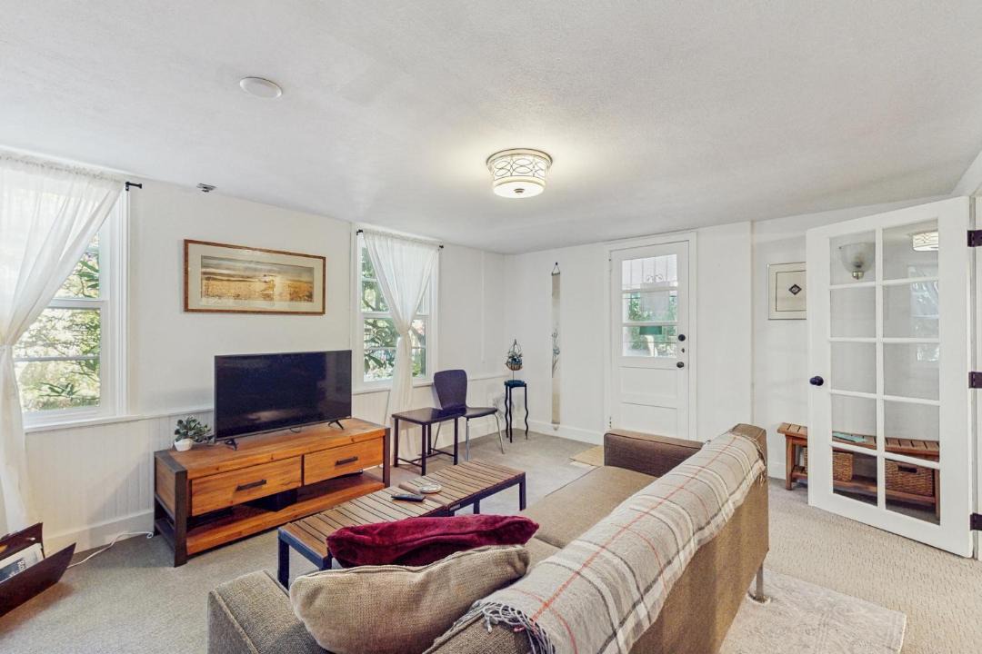 Photo of Others in Multnomah