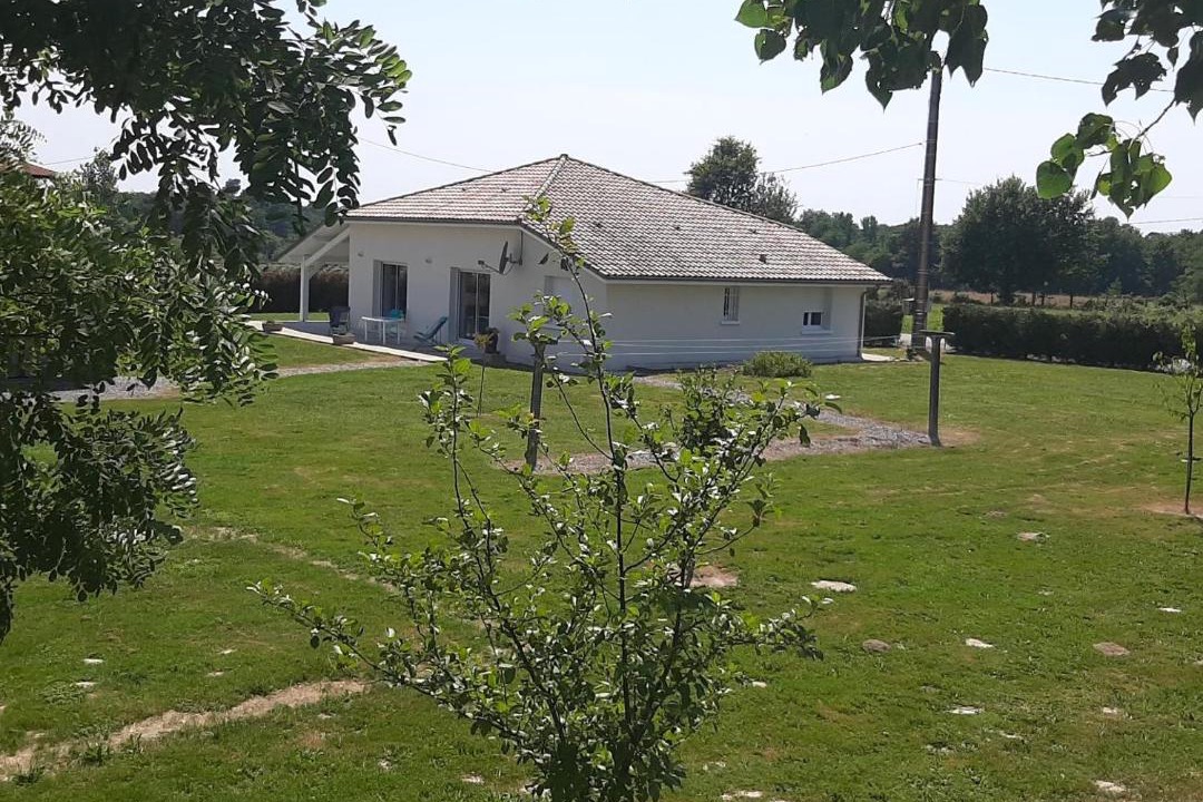 Photo of Others in Haut-Mauco