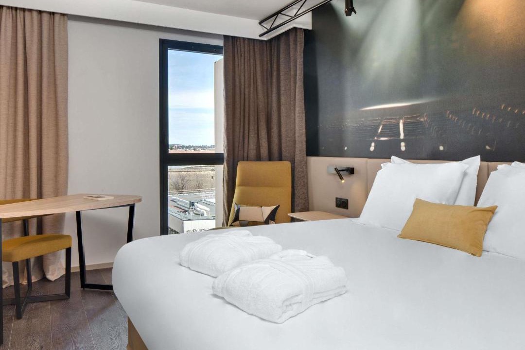 Photo of Others in Antigone