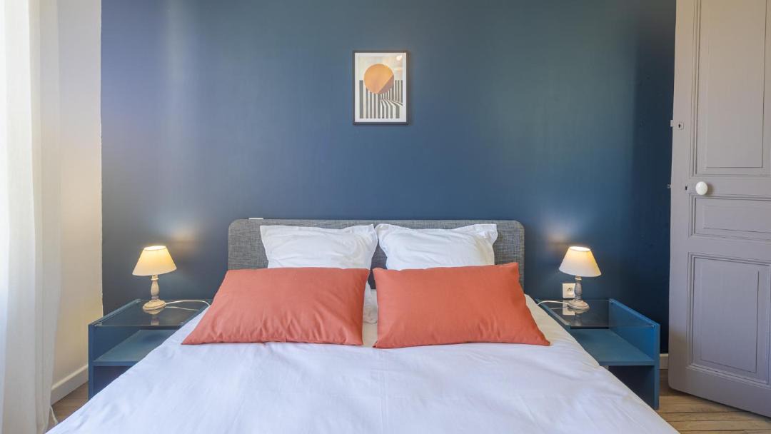 Photo of Bedroom in Sainte-Savine