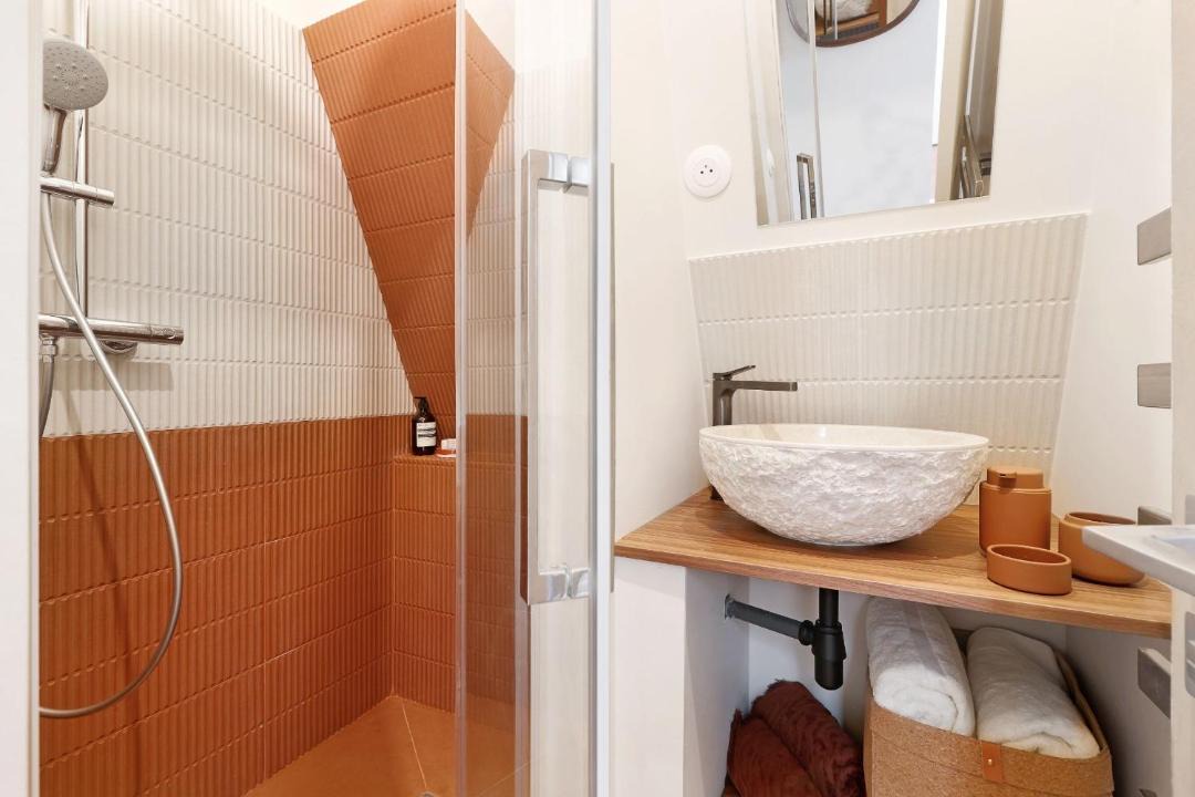 Photo of Bathroom in Saint-Merri